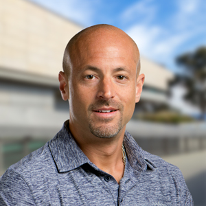 Headshot of Professor Phil S. Baran.